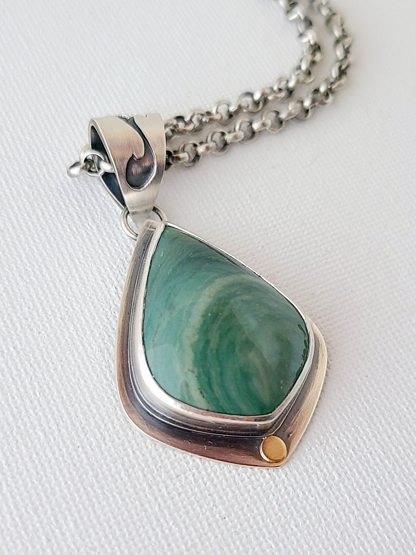 Raindrop Pendant with Larsonite-SS/14k