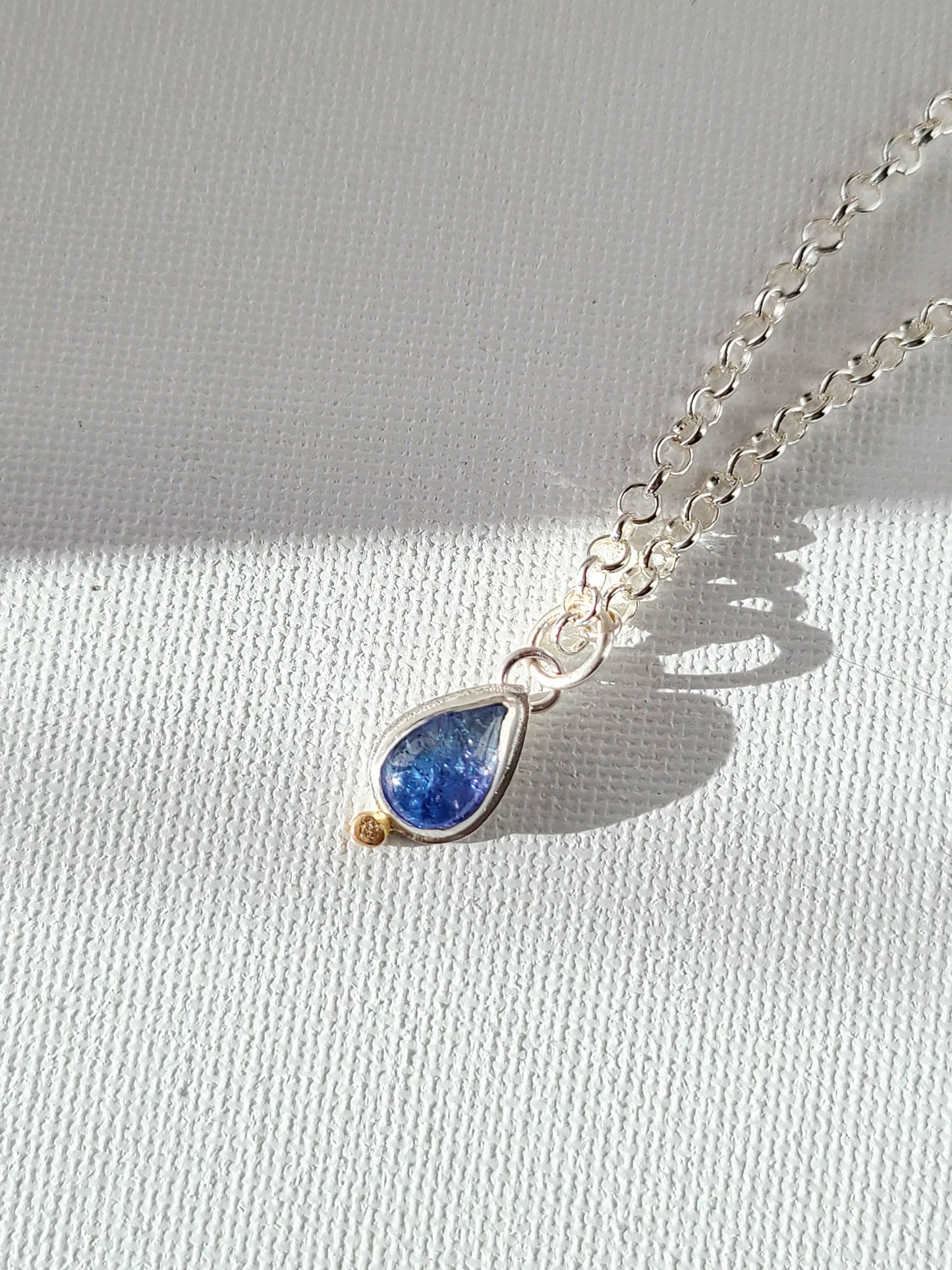 Tanzanite teardop necklace-ss/14k