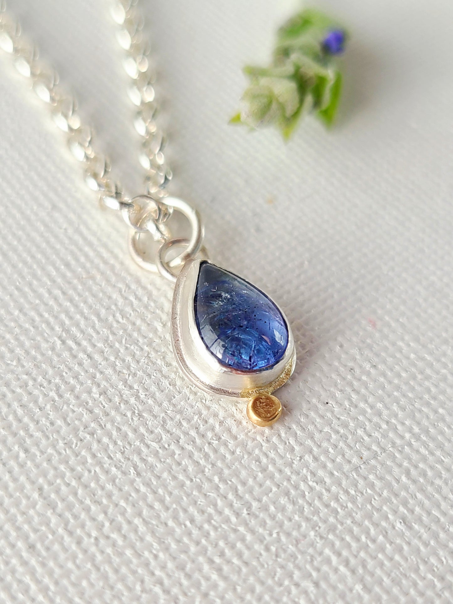 Tanzanite teardop necklace-ss/14k