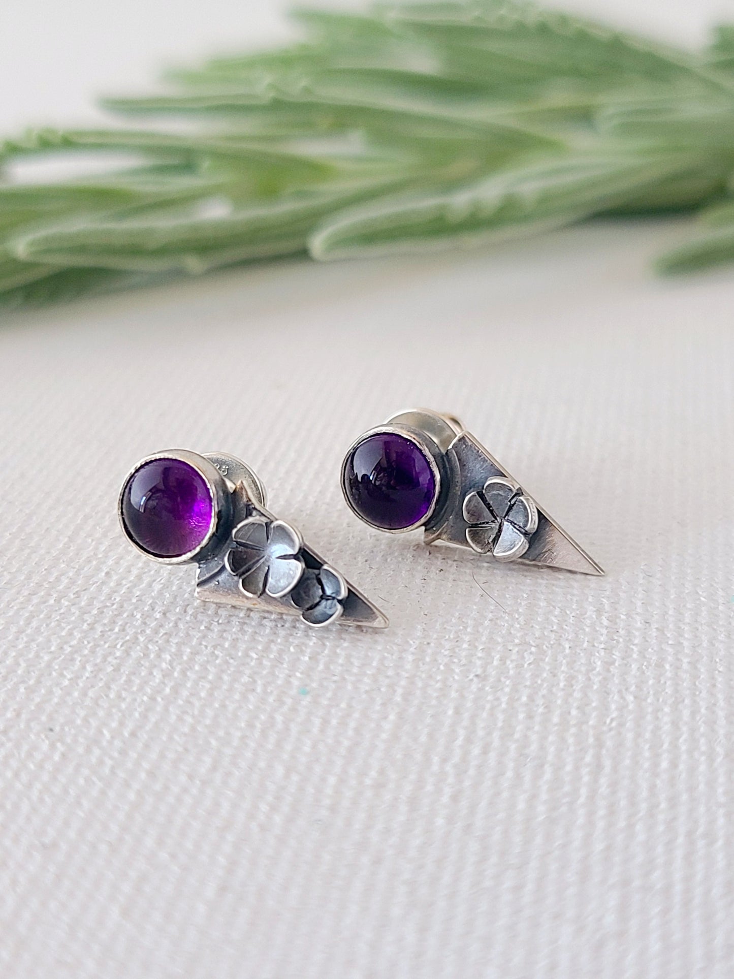 Blossom studs - Amethyst triangles