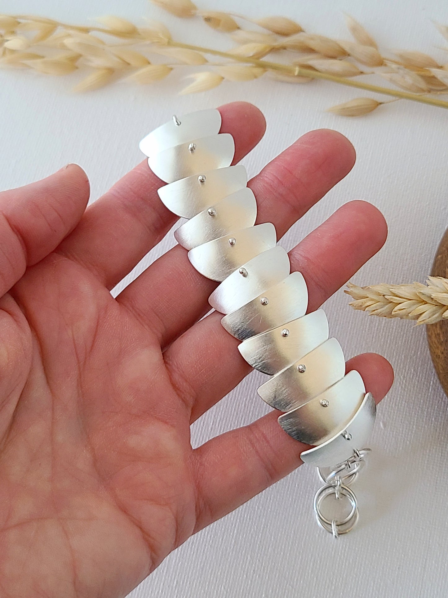 Cascade Chain Bracelet in Silver-11 Link