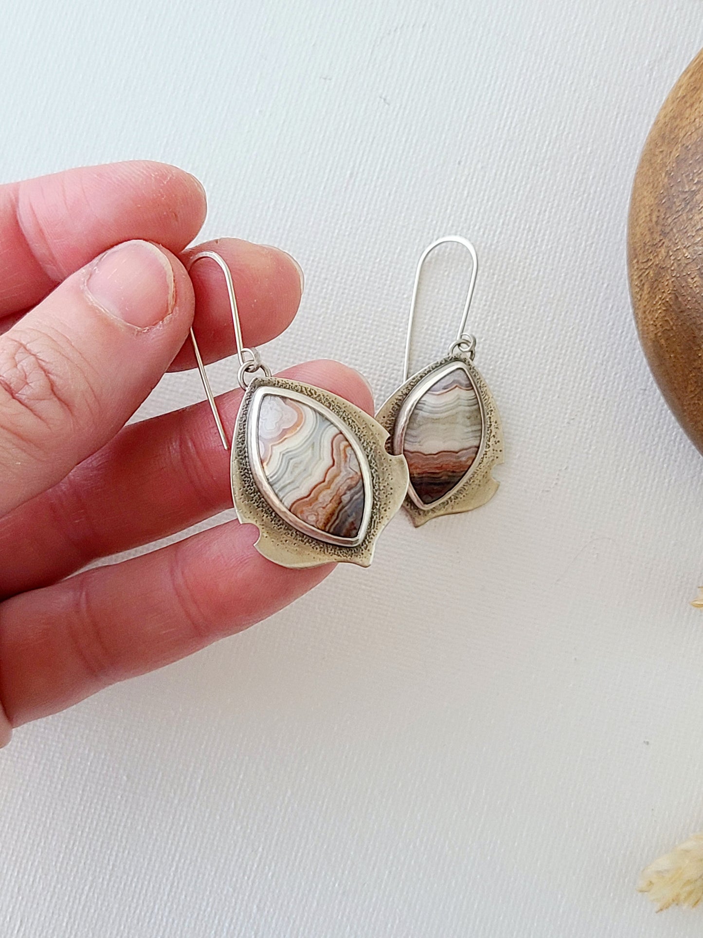 Setosa Earrings-Laguna Lace Agate