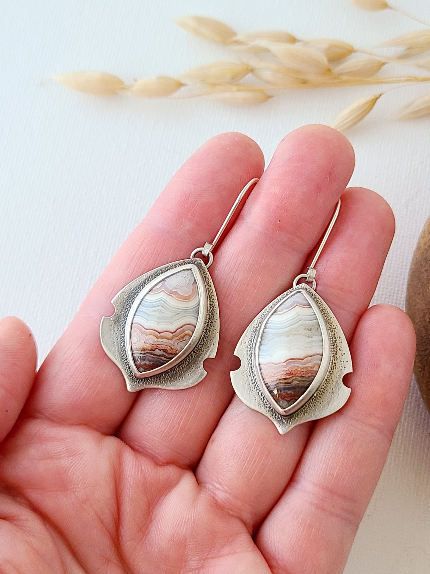 Setosa Earrings-Laguna Lace Agate