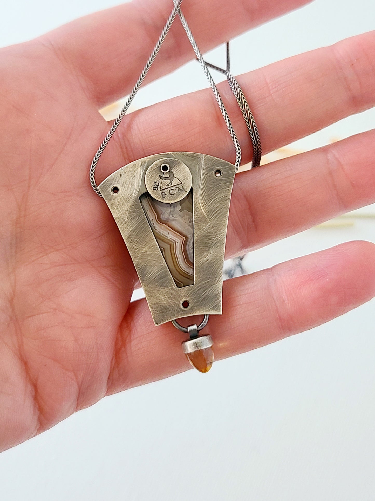 Desert Sands Chasm Pendant