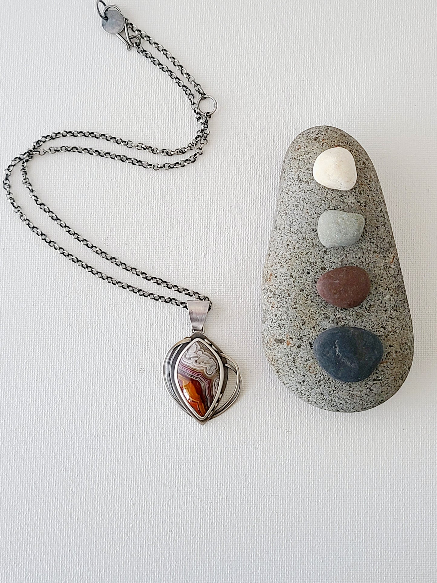 Skipping Stones Pendant: Red and Gray Laguna Lace Agate