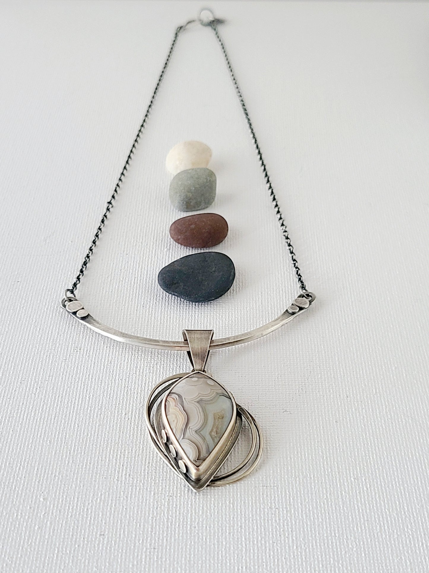 Skipping Stones Pendant: Gray & Rose Laguna Lace Agate