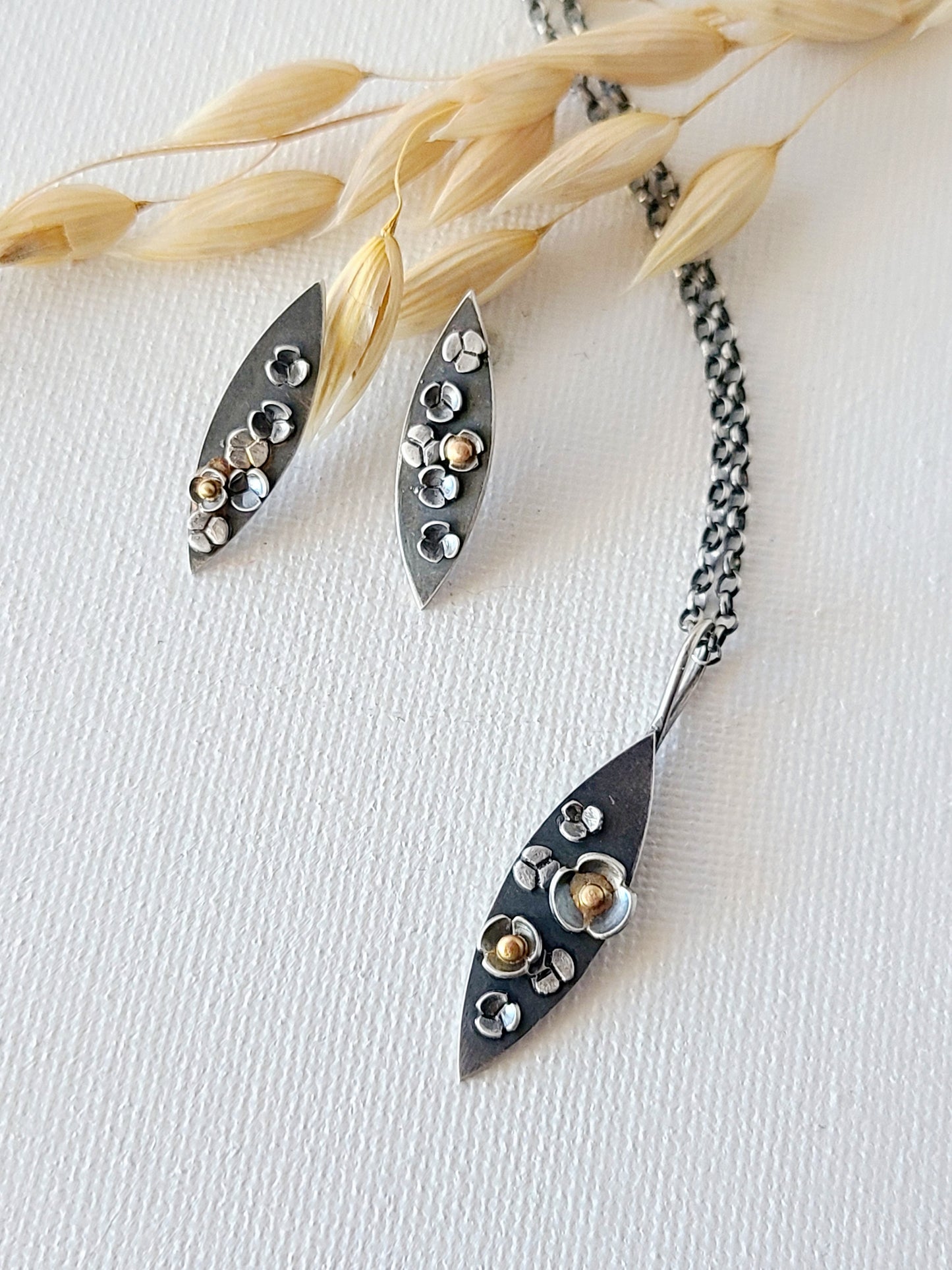 Petite Garland Stud Earrings SS/14k