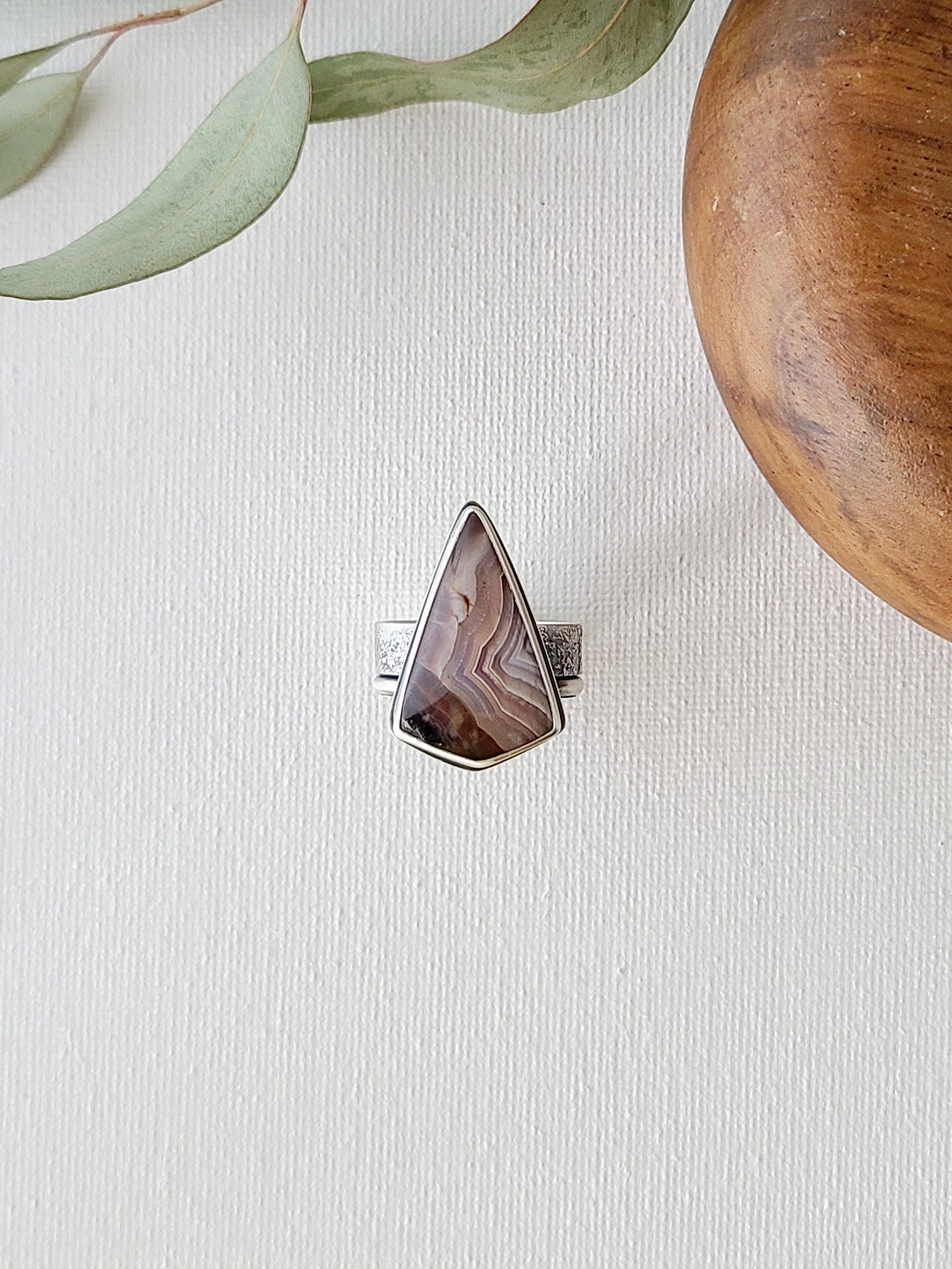 Desert Trail Ring with Laguna Lace Agate-size 9.5 US