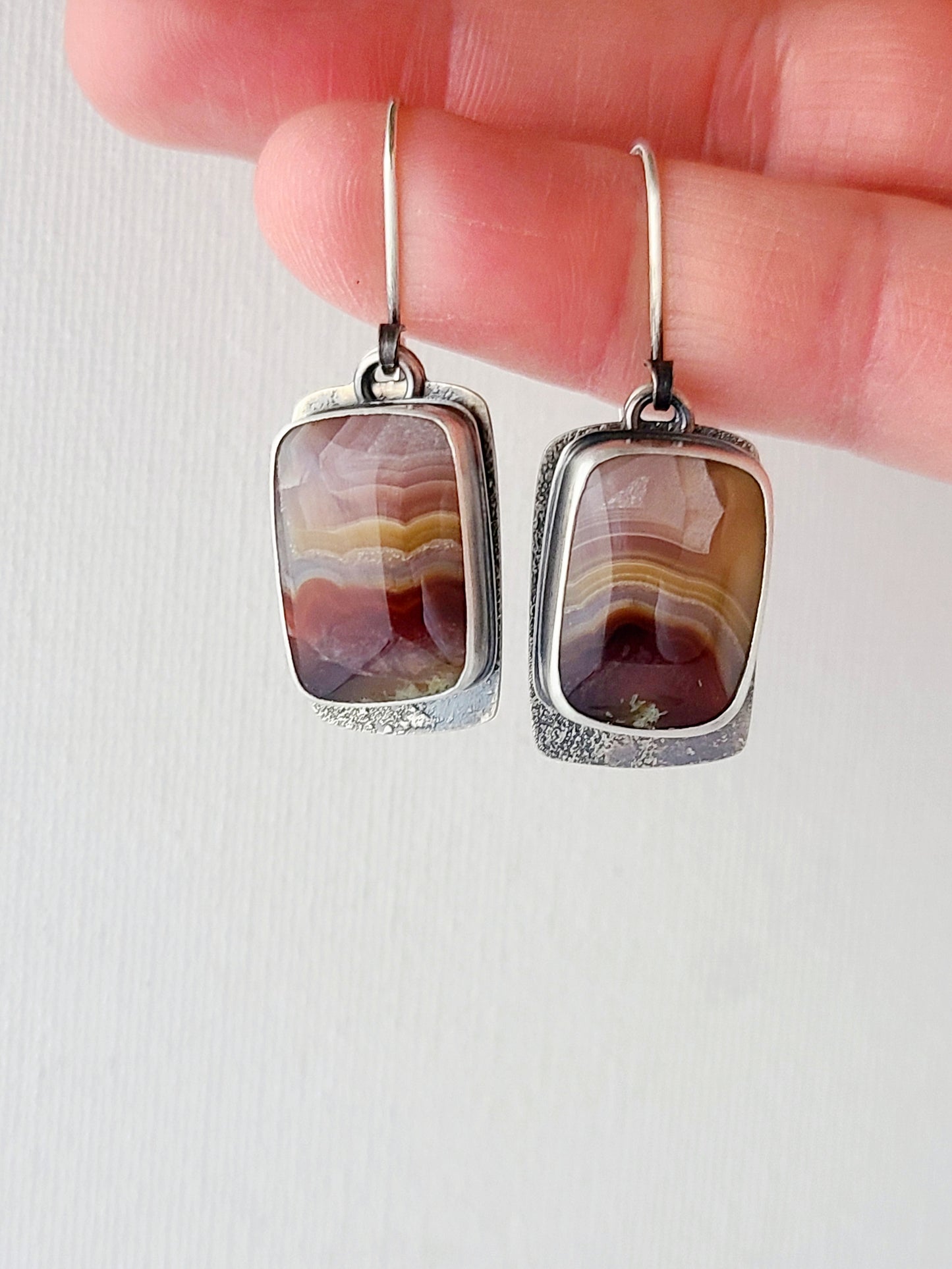 Ocaso earrings-Rectangle Laguna Lace Agates
