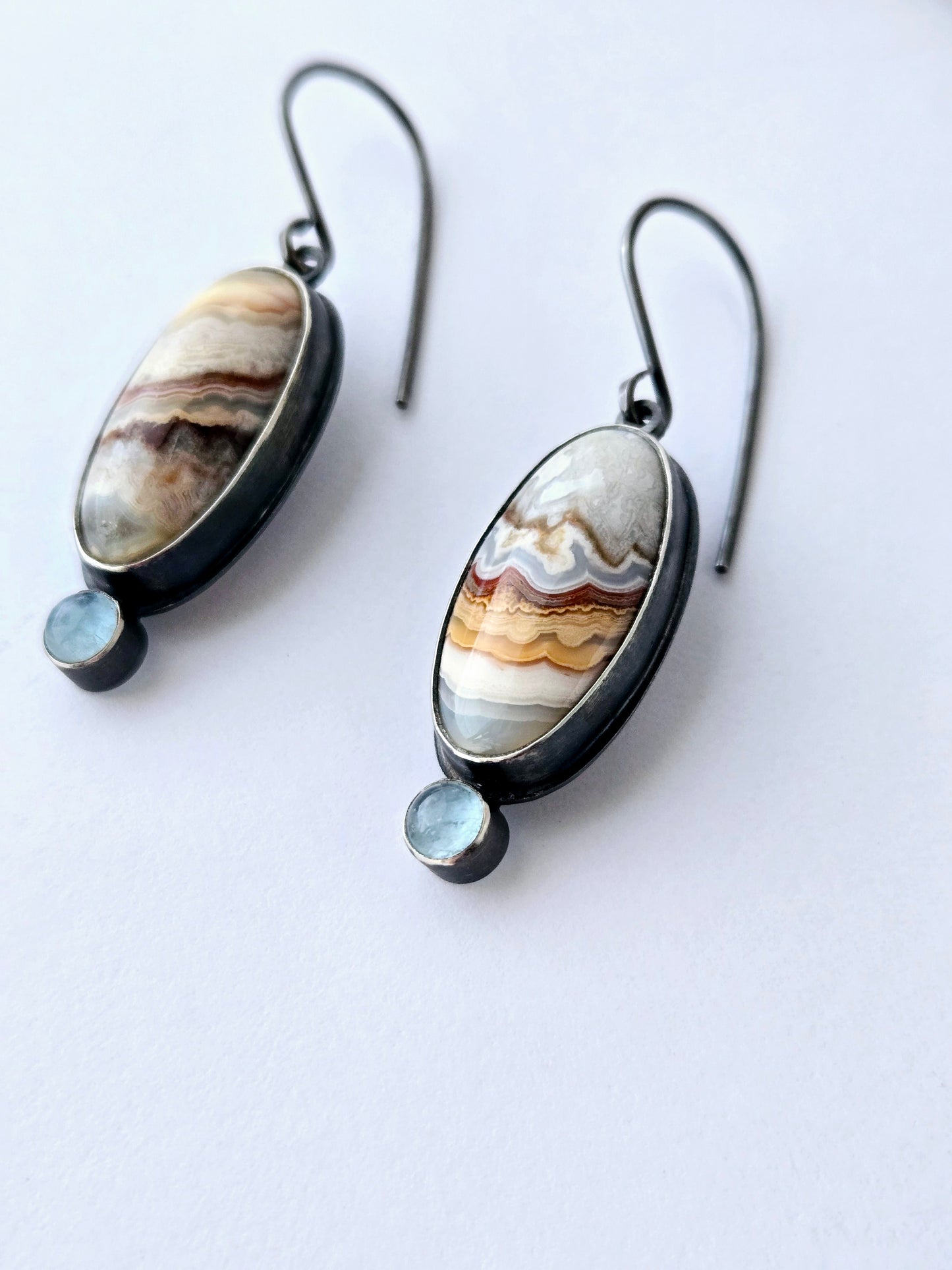Winding Paths Earrings: Crazy Lace with Aquamarine