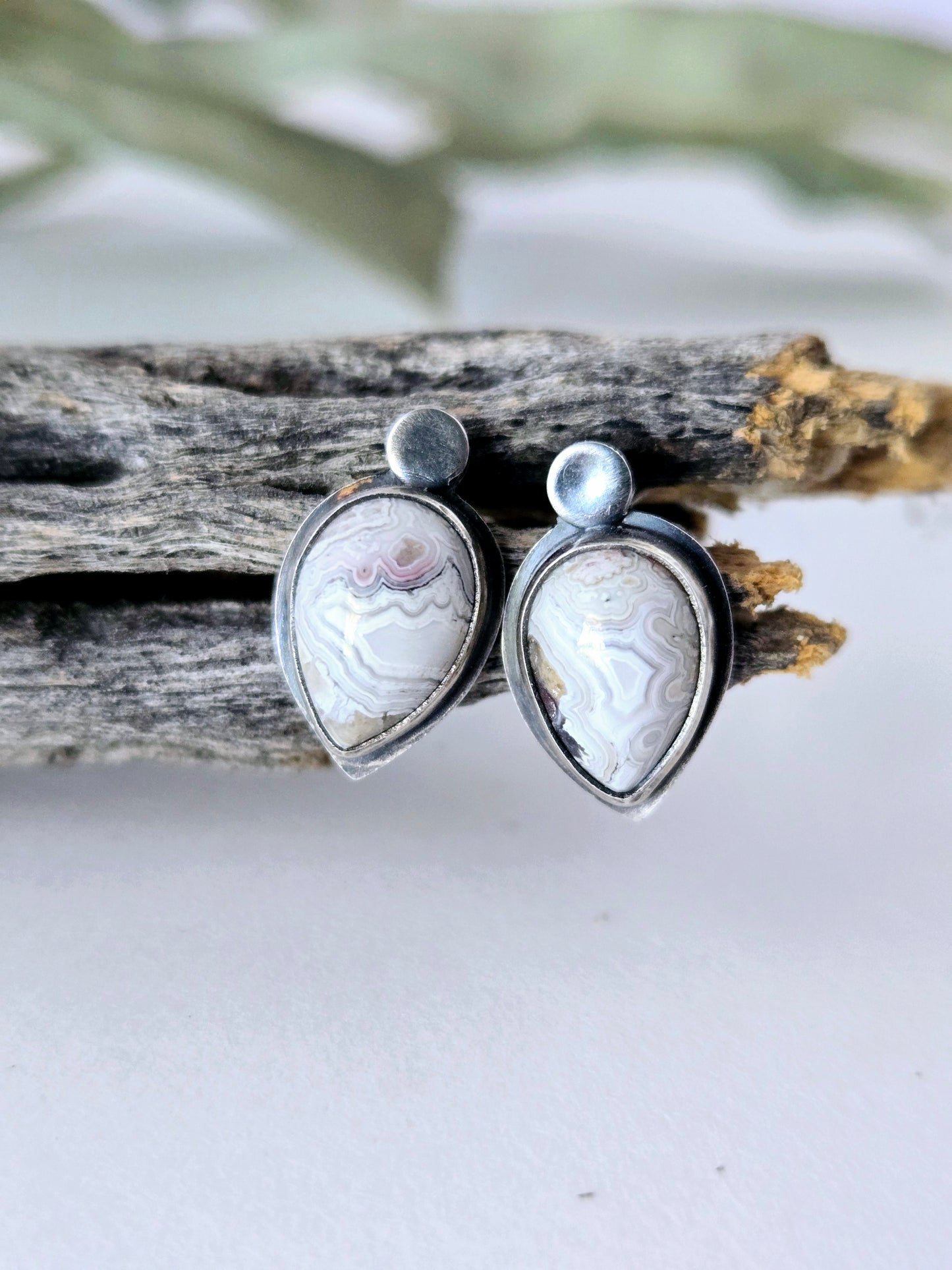 Skipping Stones stud earrings with Crazy Lace Agate