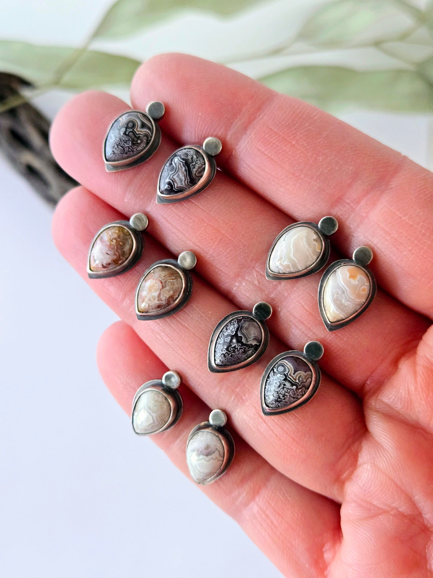 Skipping Stones stud earrings with Crazy Lace Agate