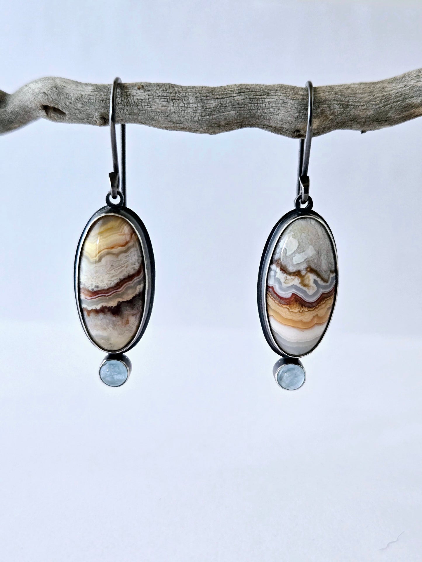 Winding Paths Earrings: Crazy Lace with Aquamarine