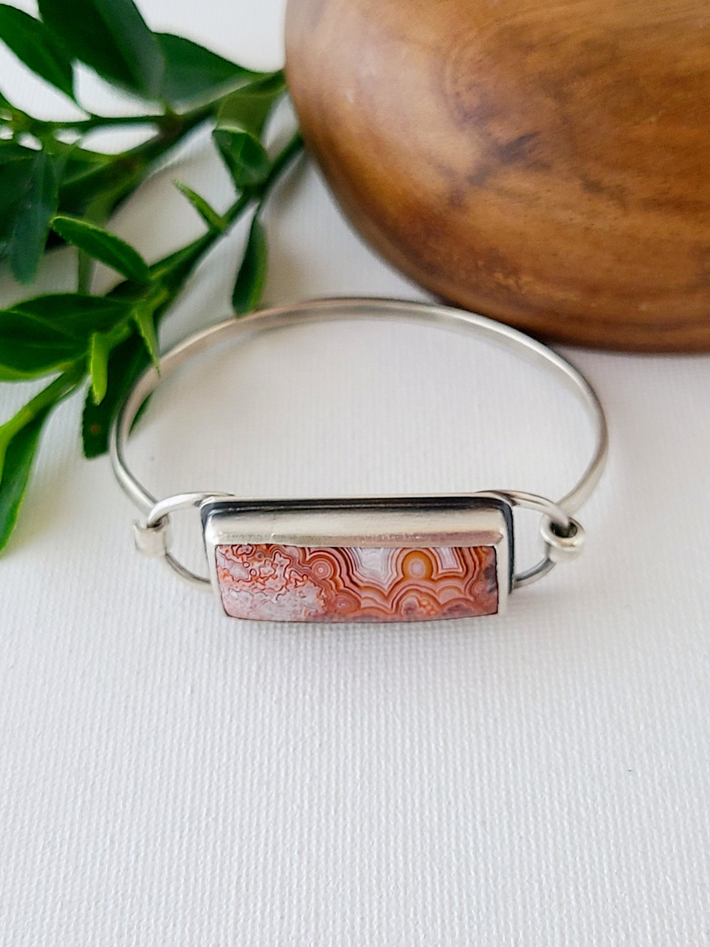 Laguna Lace Agate and sterling silver Tension bracelet