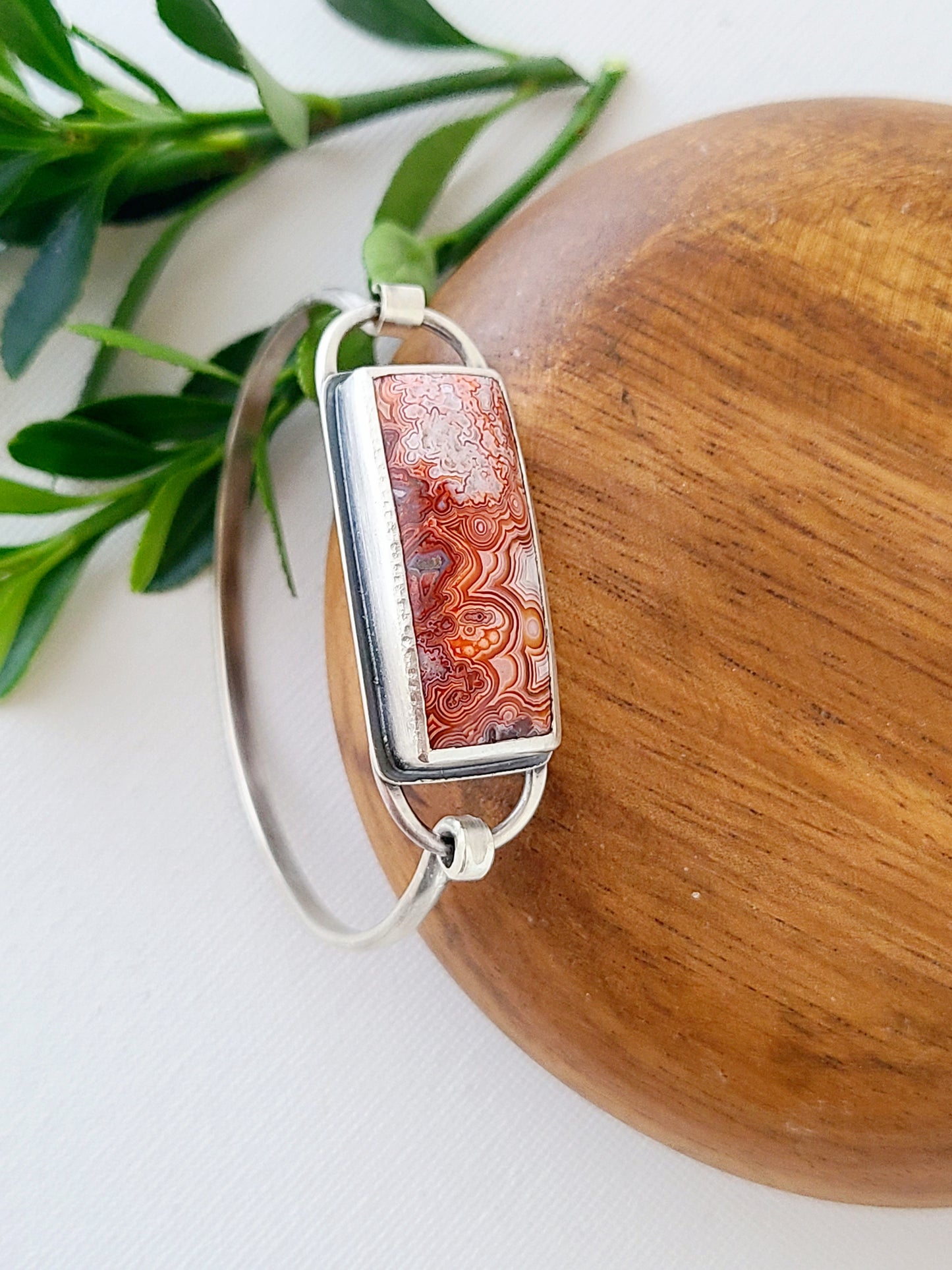 Laguna Lace Agate and sterling silver Tension bracelet