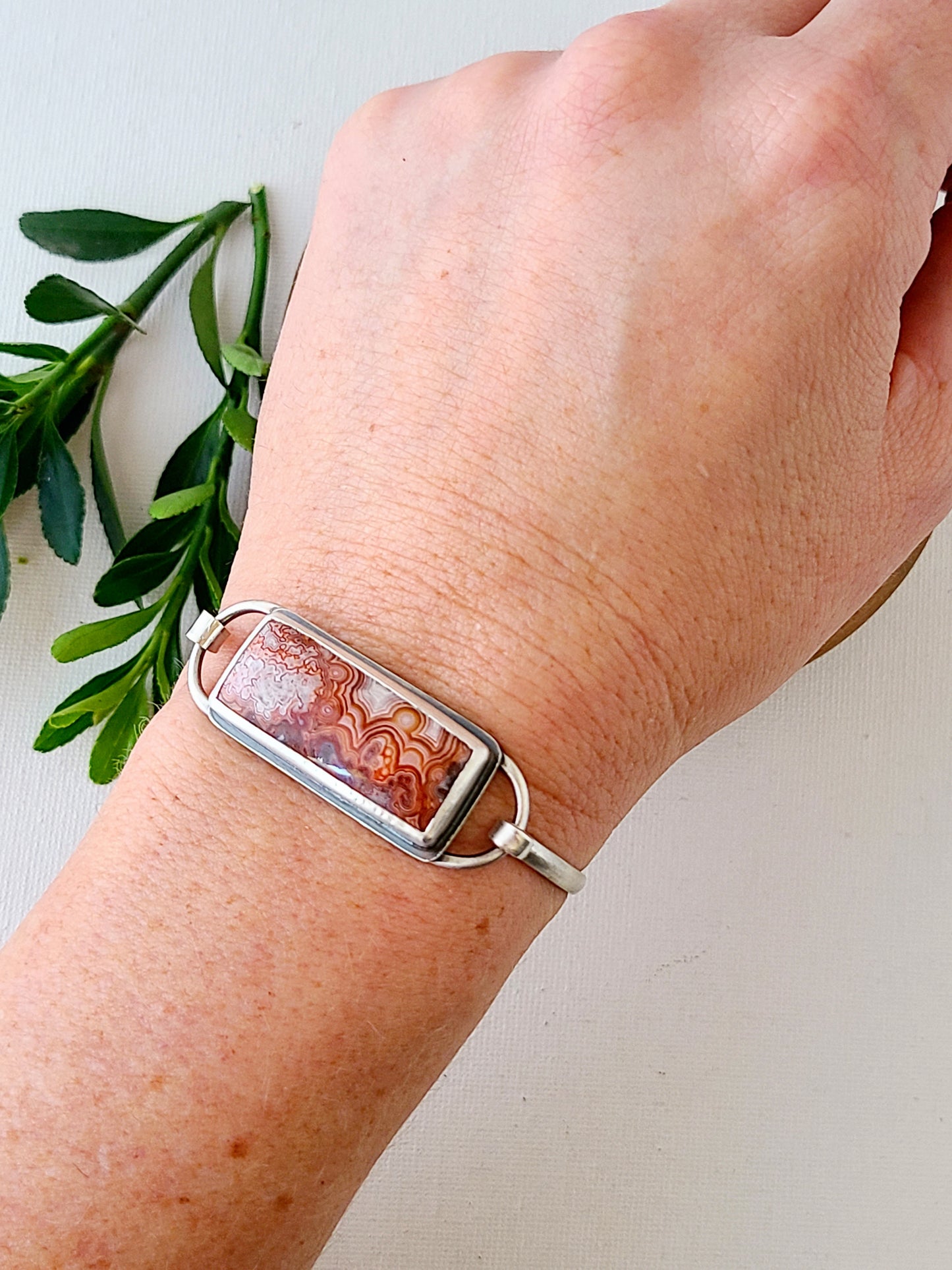 Laguna Lace Agate and sterling silver Tension bracelet