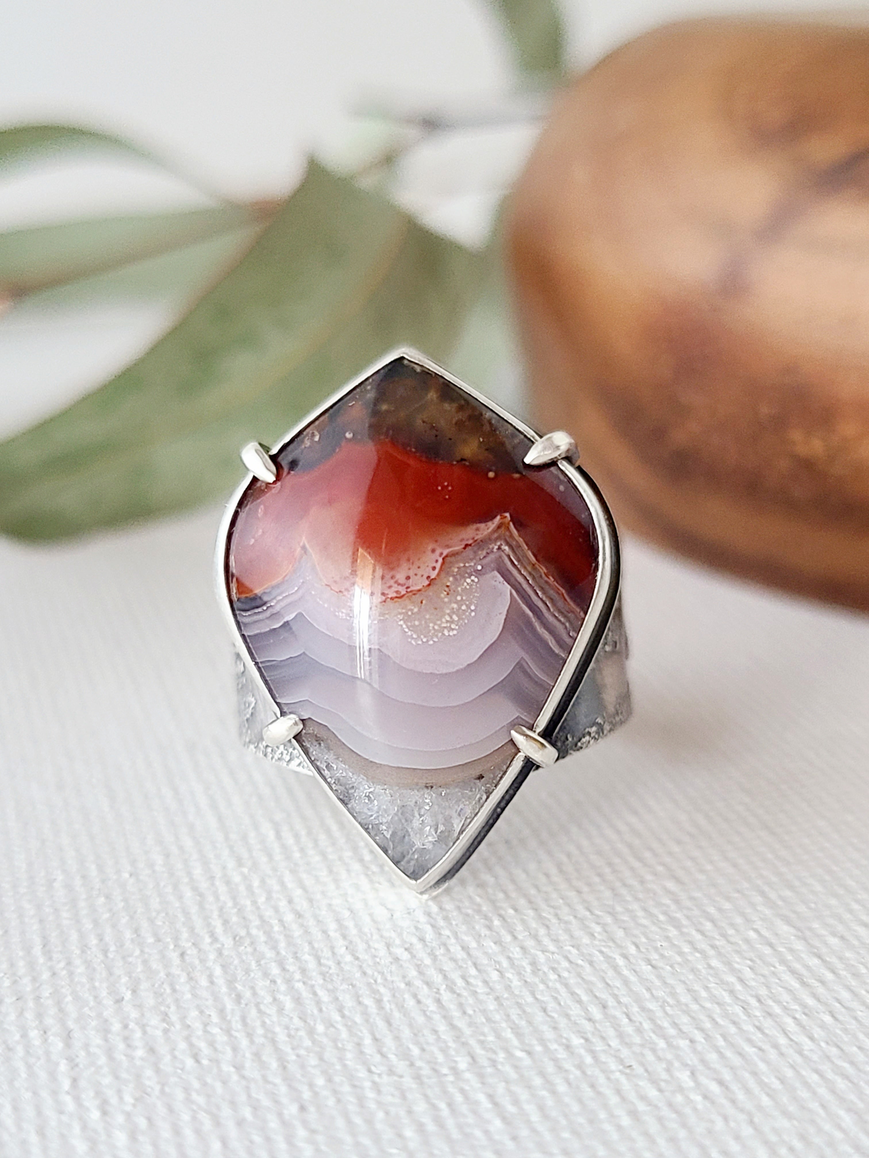 Laguna Lace good agate ring!