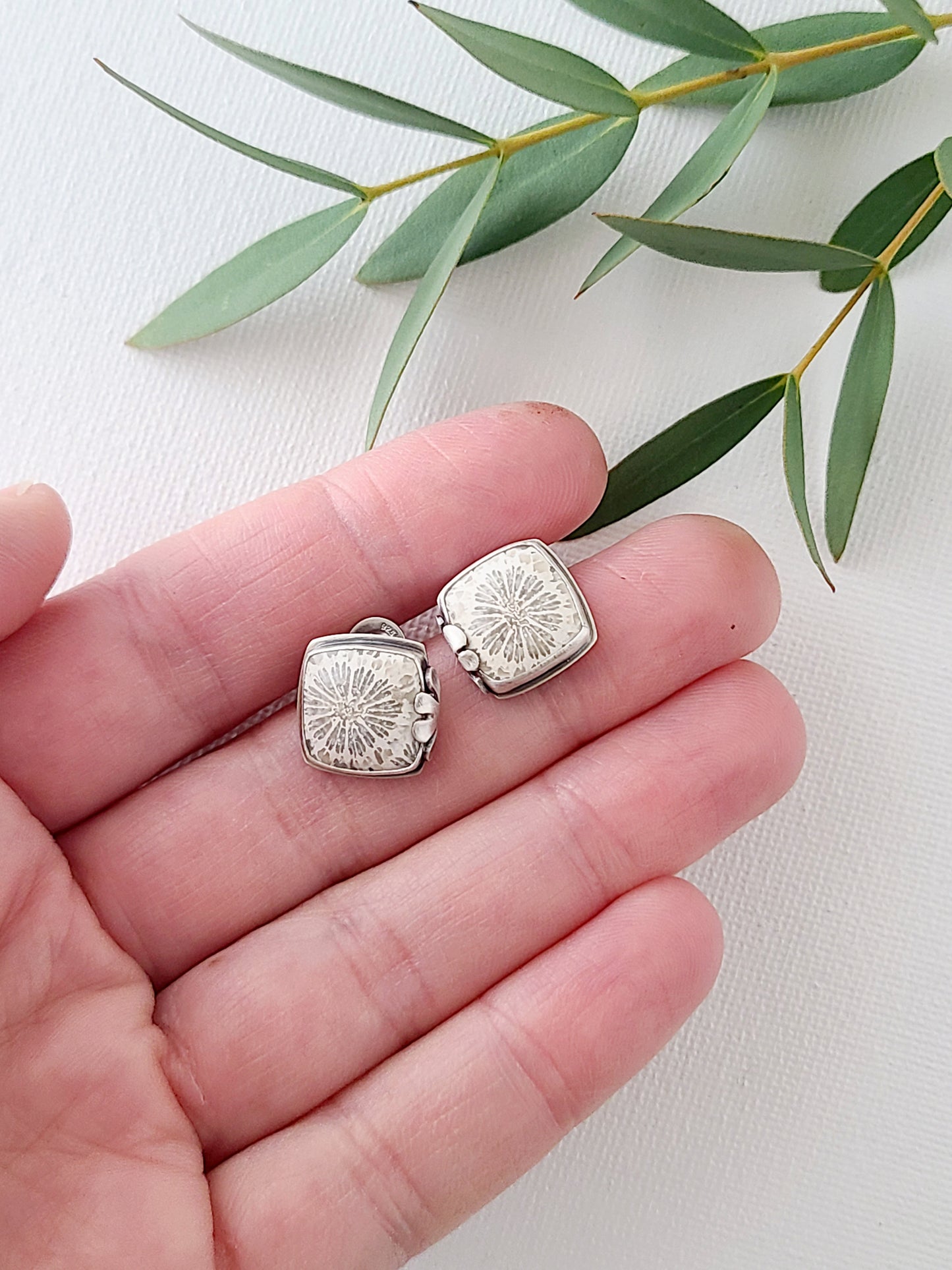 Fossil Flower Studs-white & gray squares