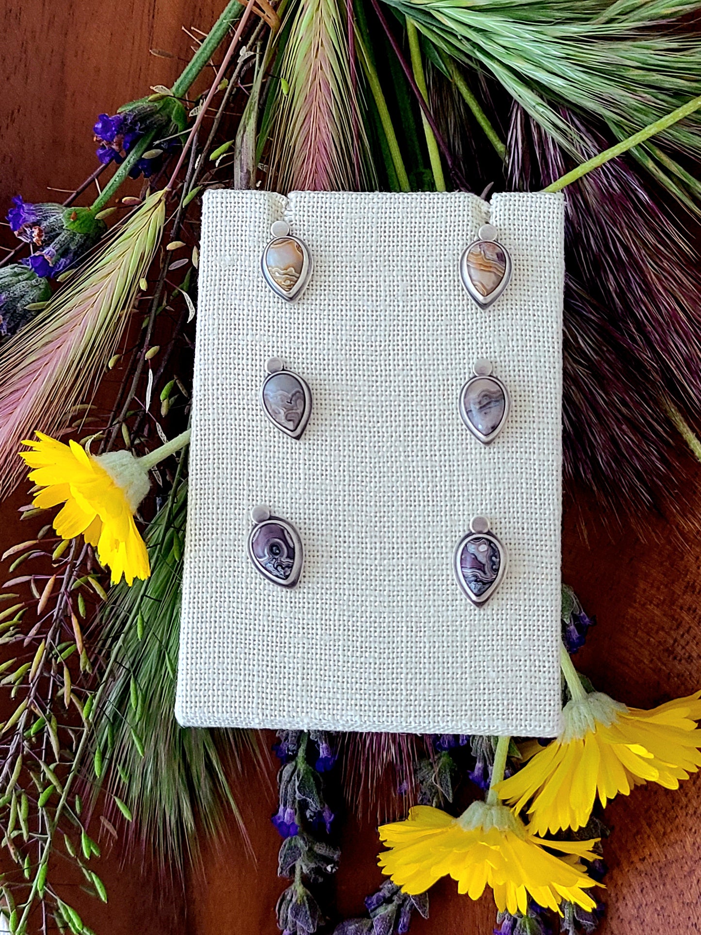 Skipping Stones stud earrings with Crazy Lace Agate