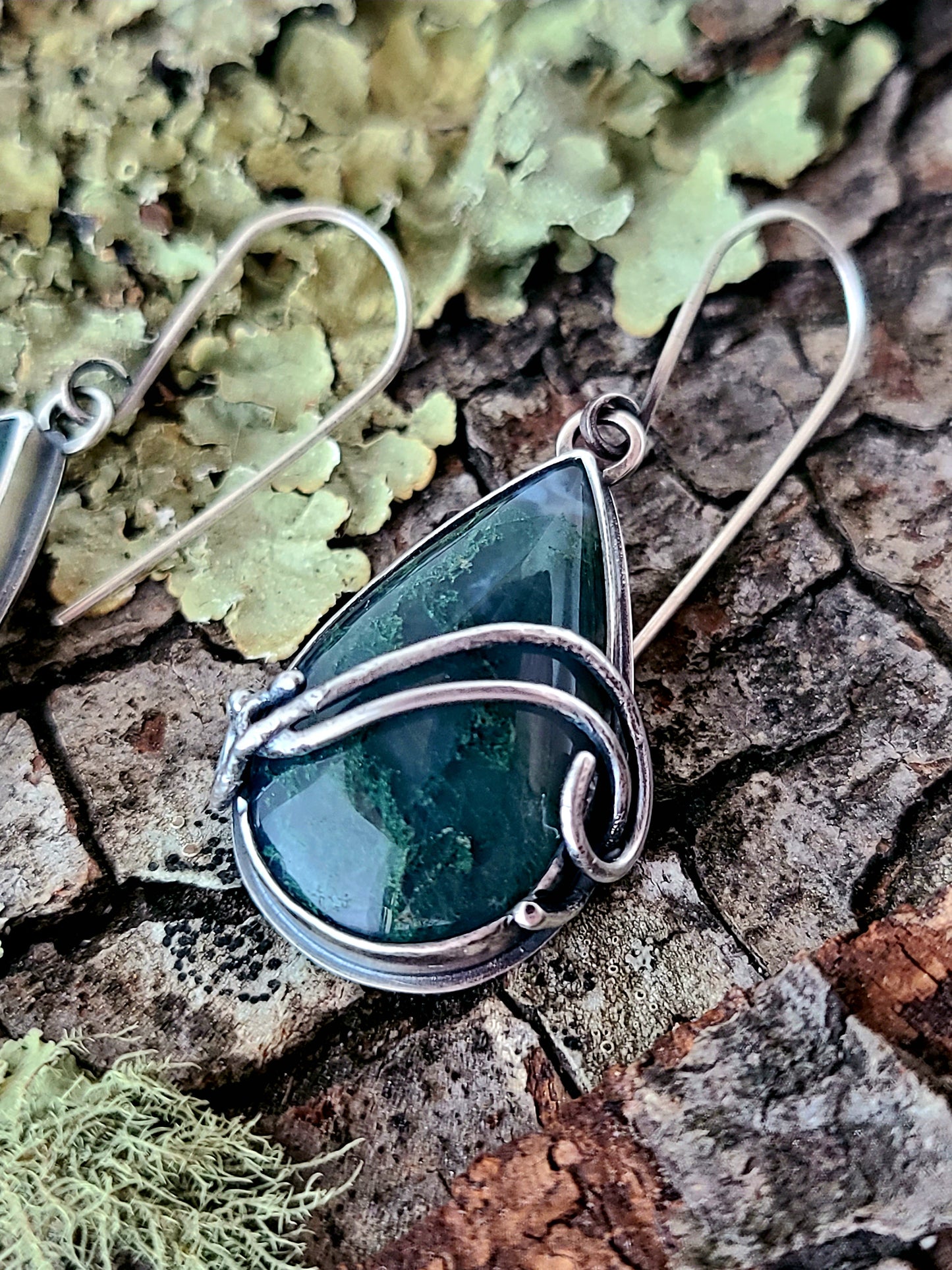 Tangled Bryophyte Earrings with Moss Agate