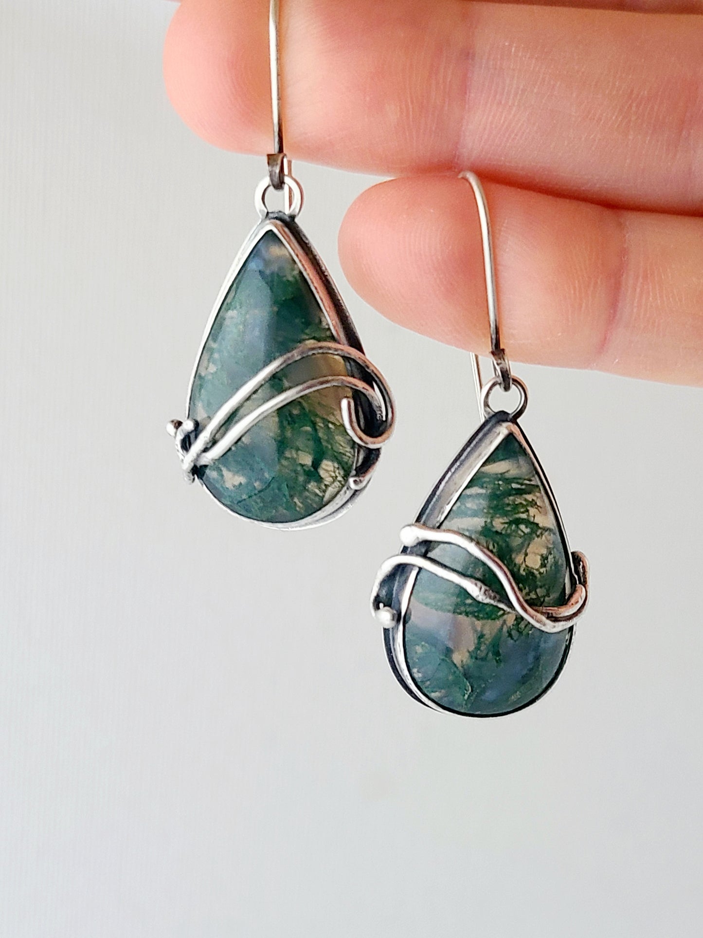 Tangled Bryophyte Earrings with Moss Agate