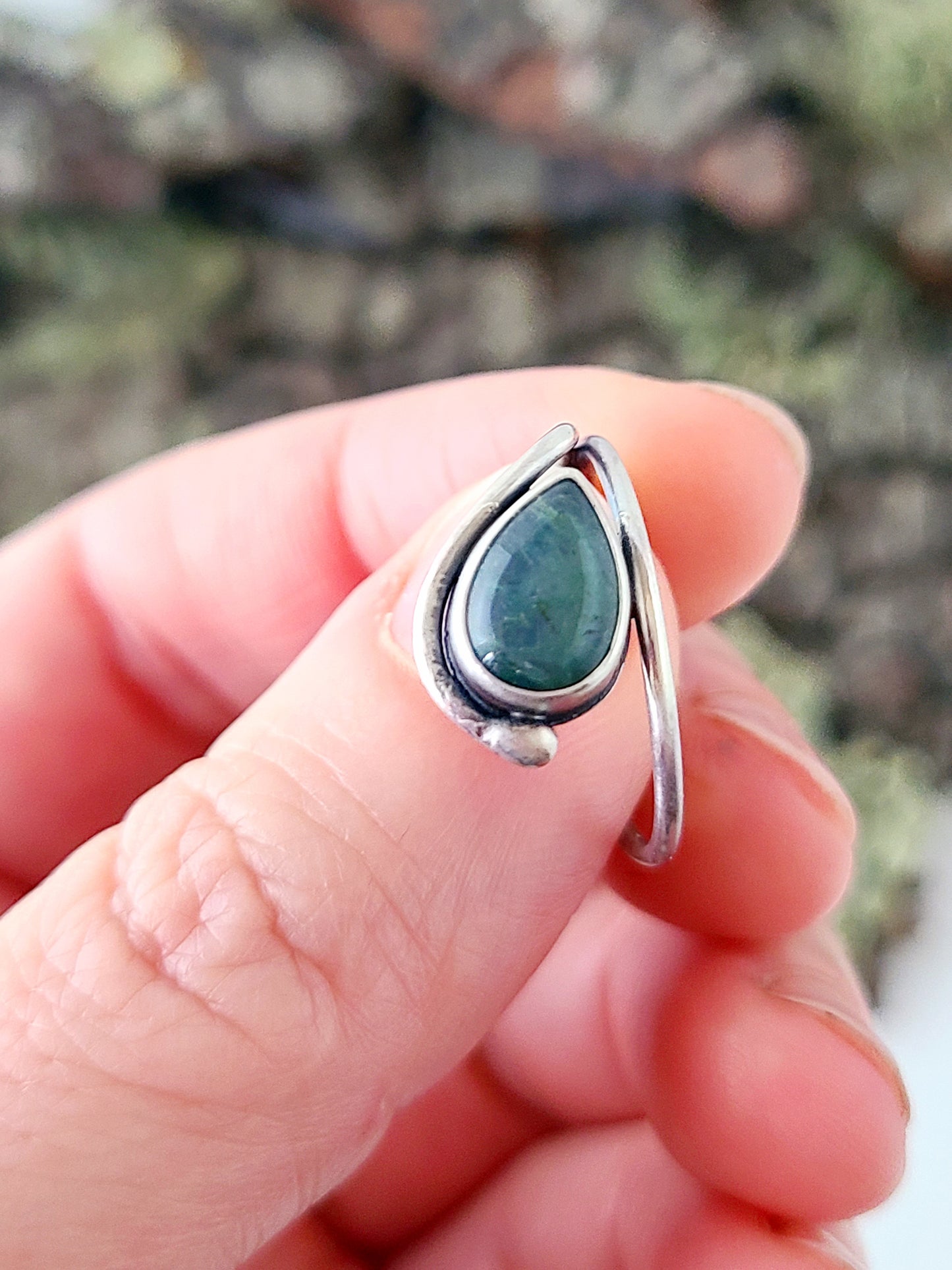 Tendril ring #4: Teardrop Moss Agate-size 8 US