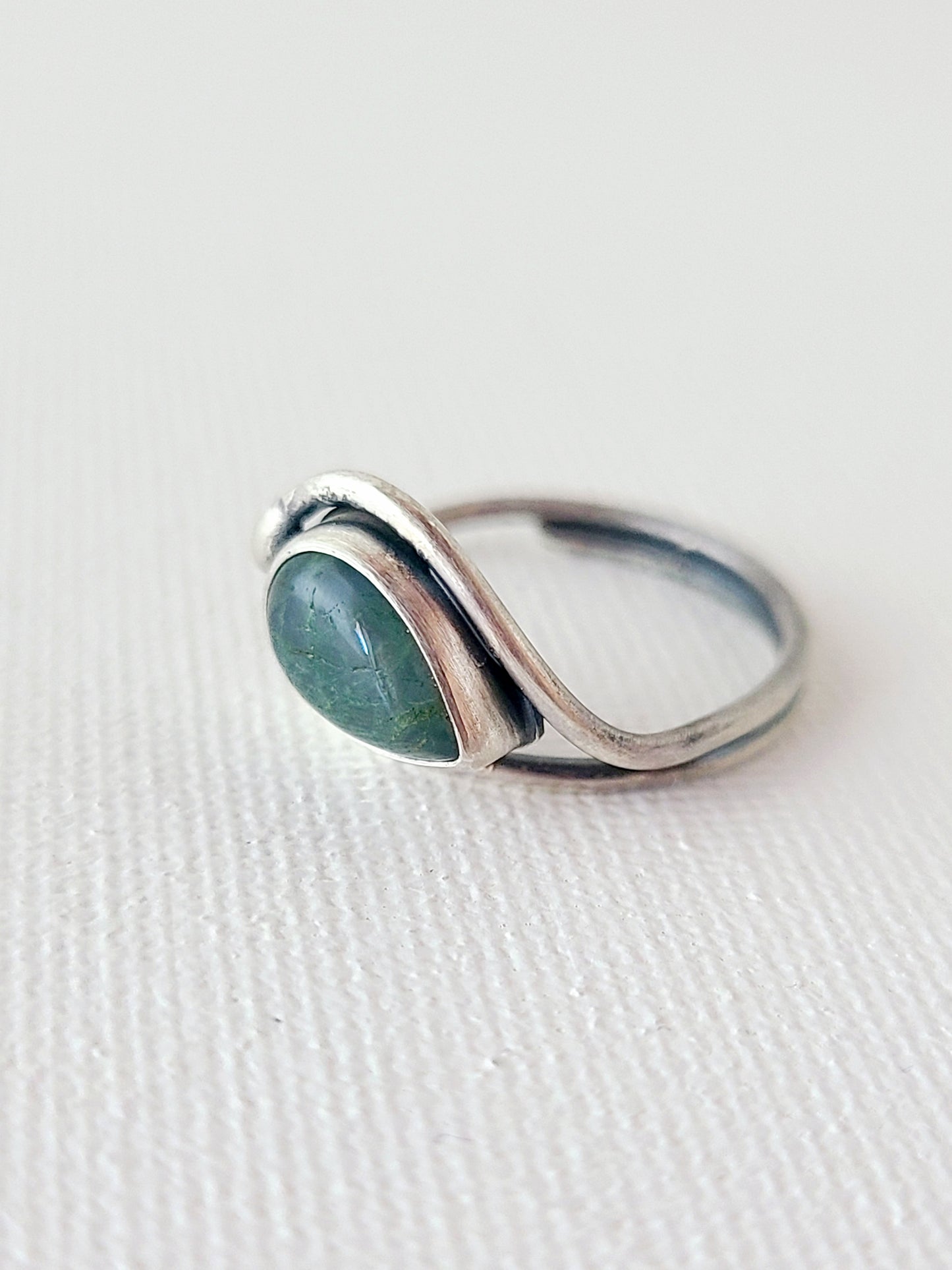 Tendril ring #4: Teardrop Moss Agate-size 8 US