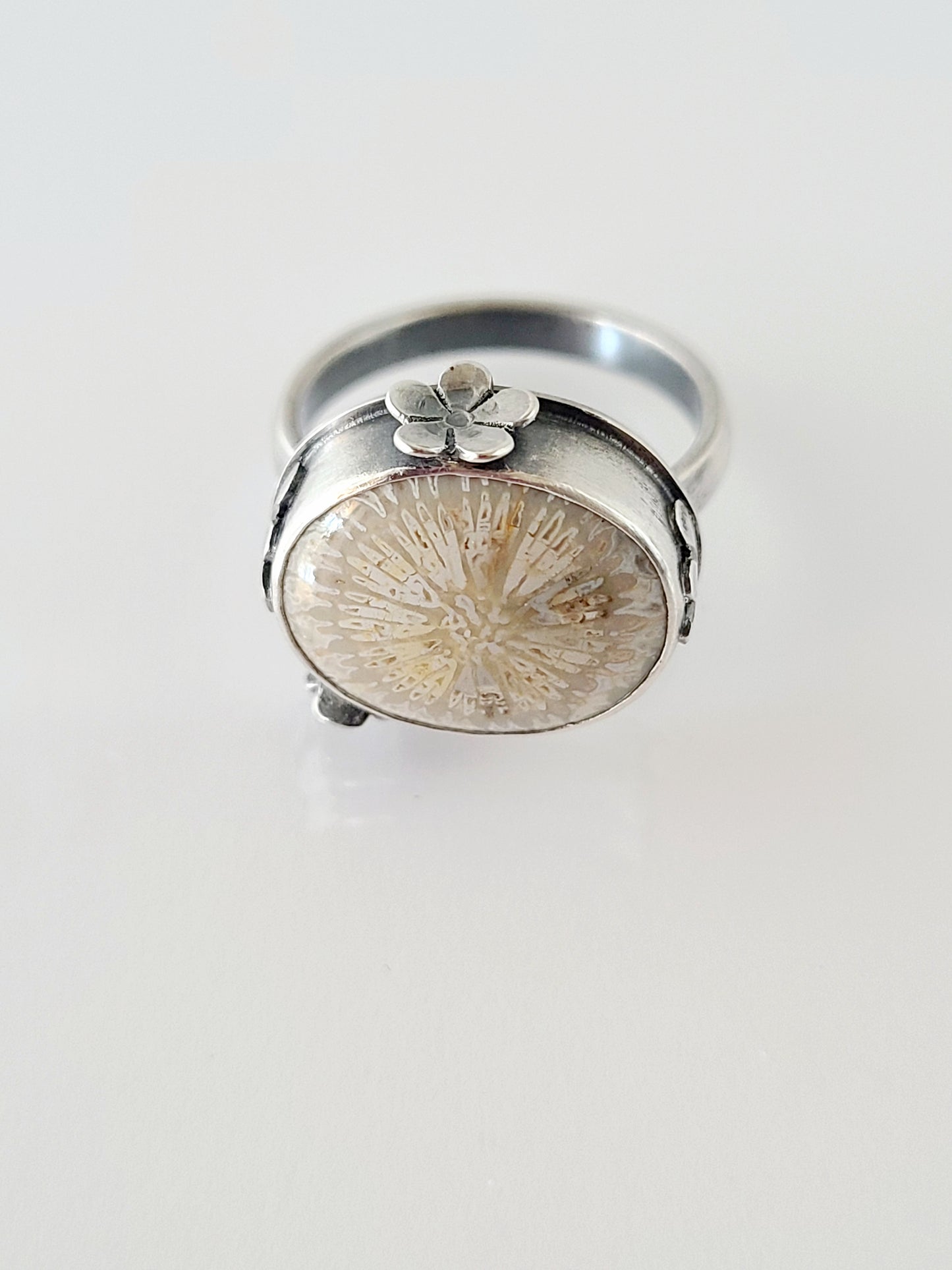 Bouquet ring #15: Oval Fossilized Coral-size 7.5 US