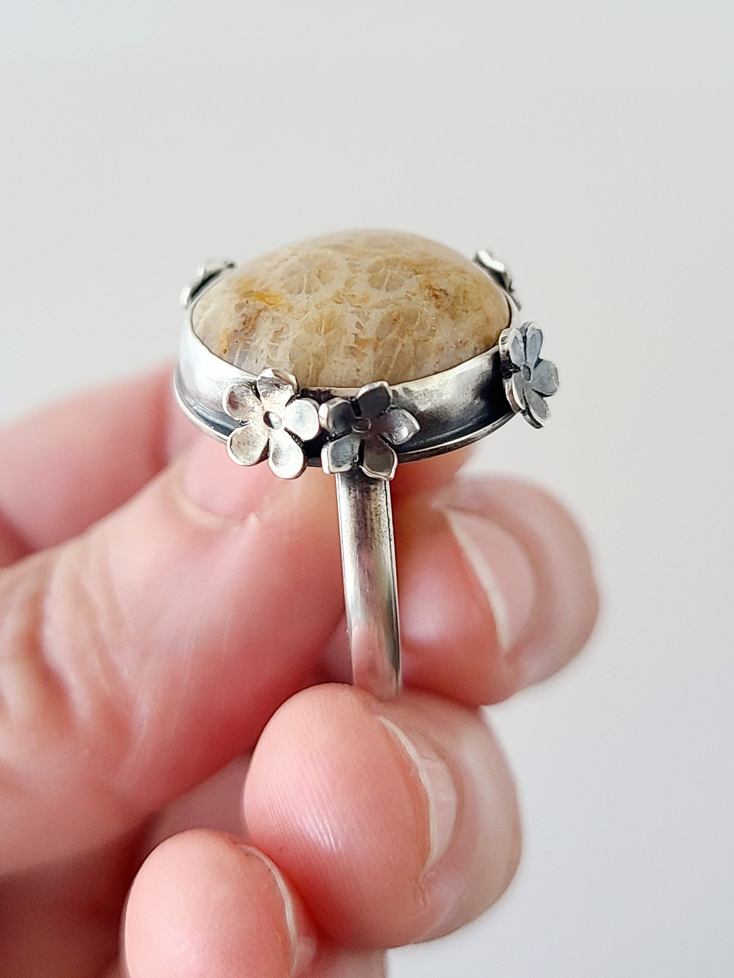 Bouquet ring #17: Round Fossilized Coral-size 8.75 US