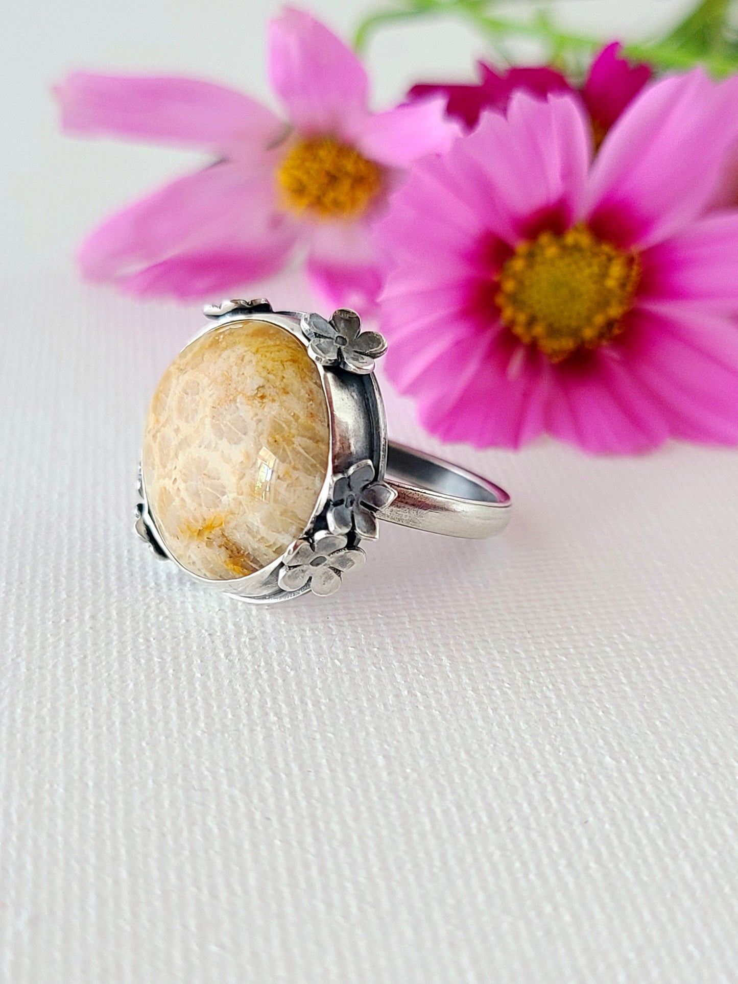 Bouquet ring #17: Round Fossilized Coral-size 8.75 US