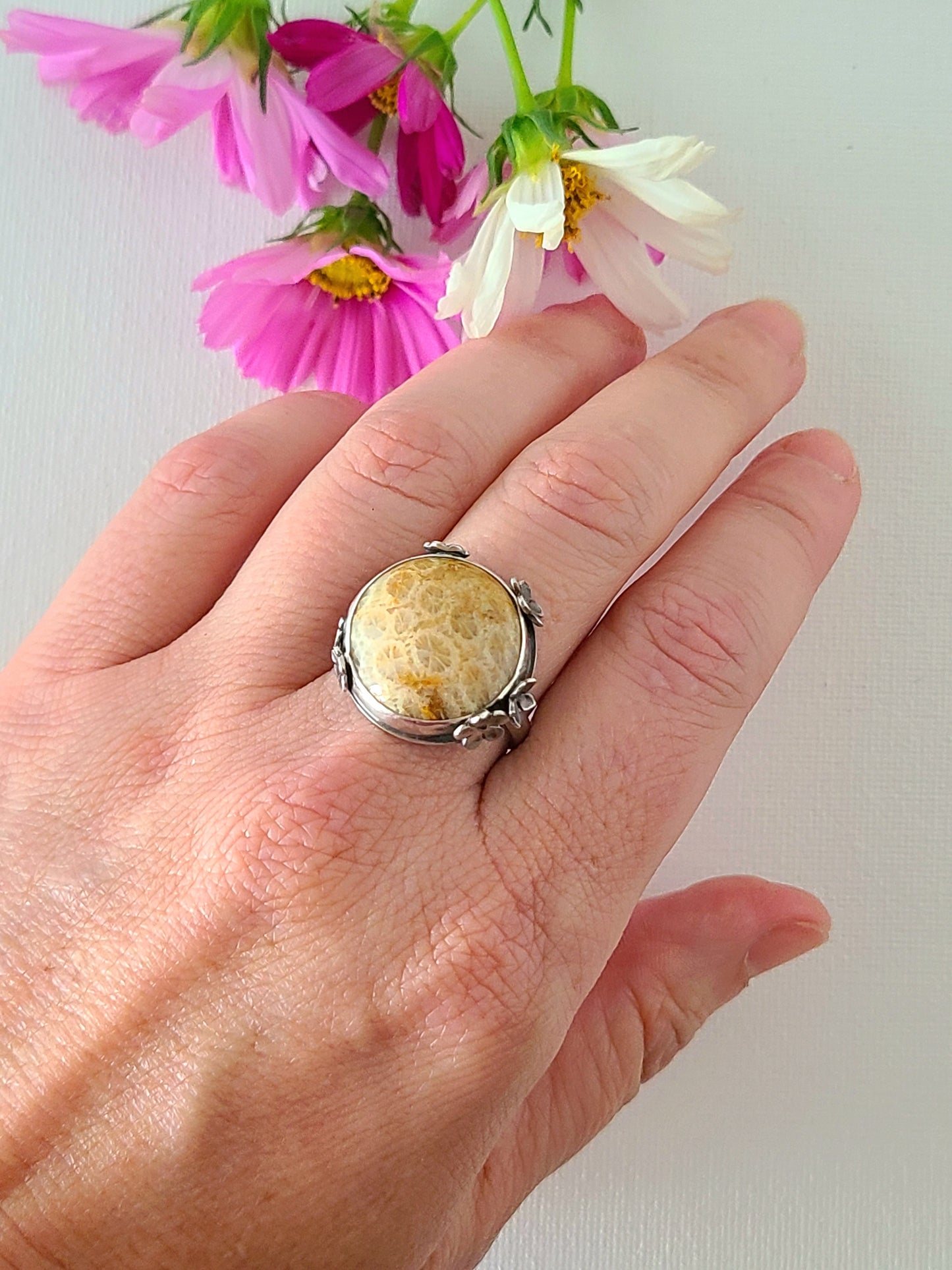 Bouquet ring #17: Round Fossilized Coral-size 8.75 US