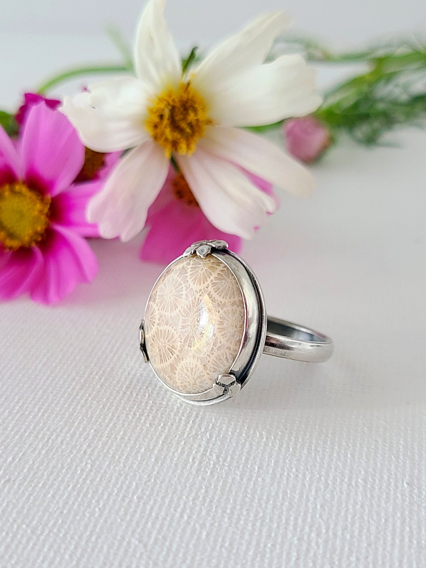 Bouquet ring #18: Round Fossilized Coral-size 8.75 US