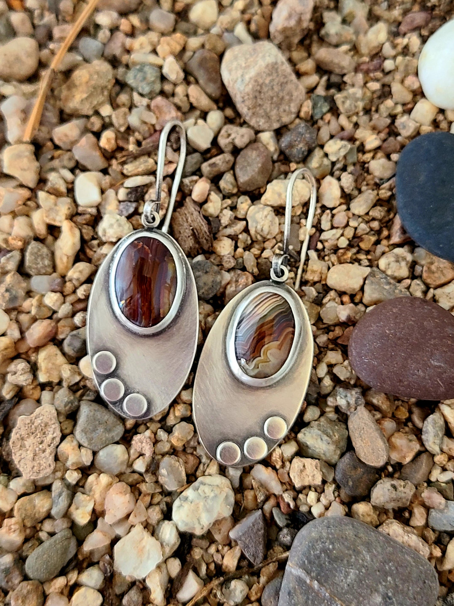 Skipping Stones Earrings-Umber Brown & Sepia Agates