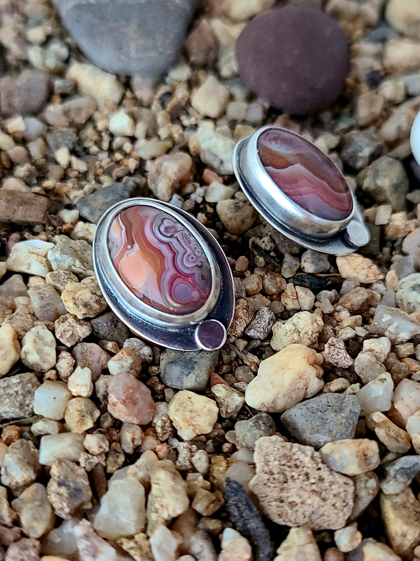 Skipping Stones Oval Agate Studs-Lavender & Orange