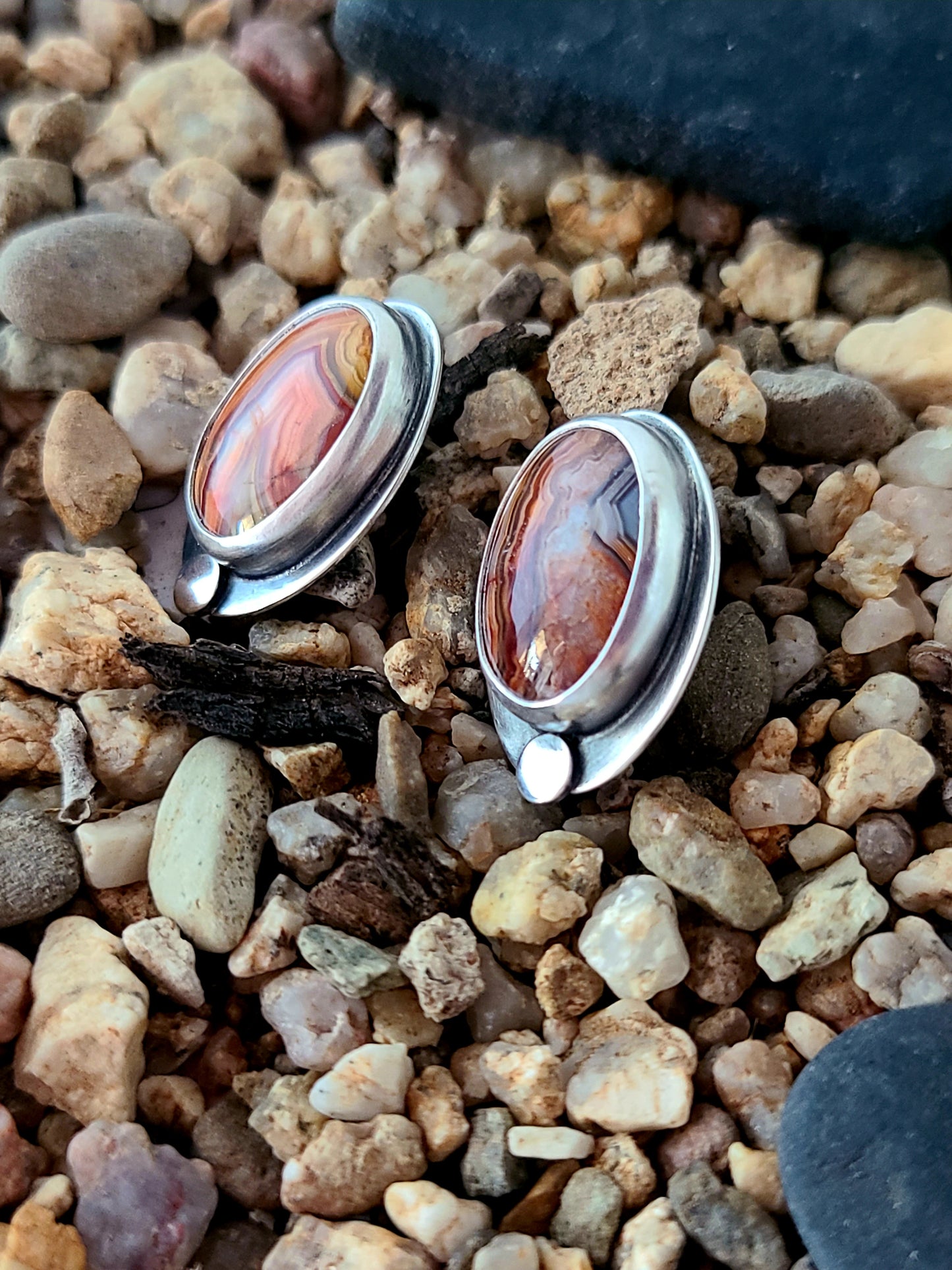 Skipping Stones Oval Agate Studs-Orange & Red