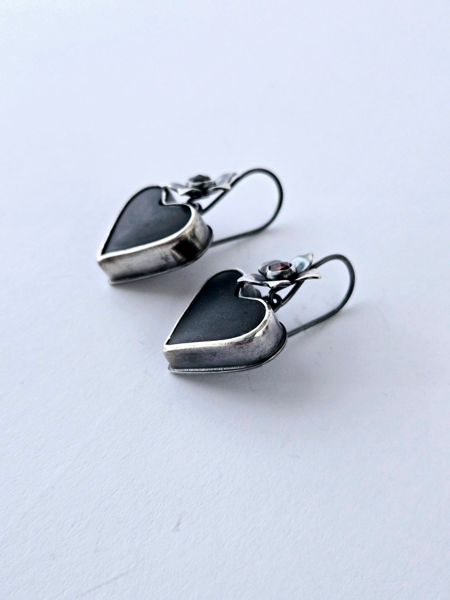 Black Jade and Garnet earrings