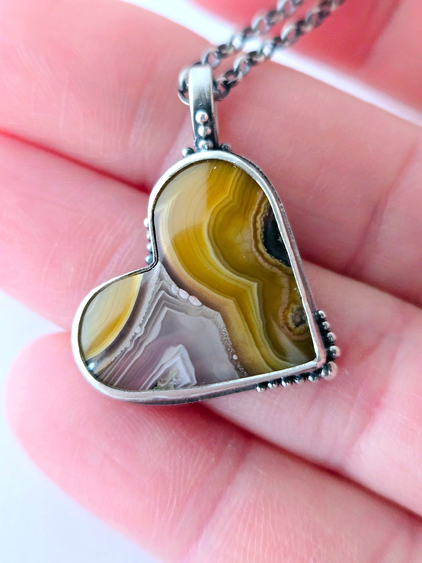 Agua Nueva Agate Heart Pendant