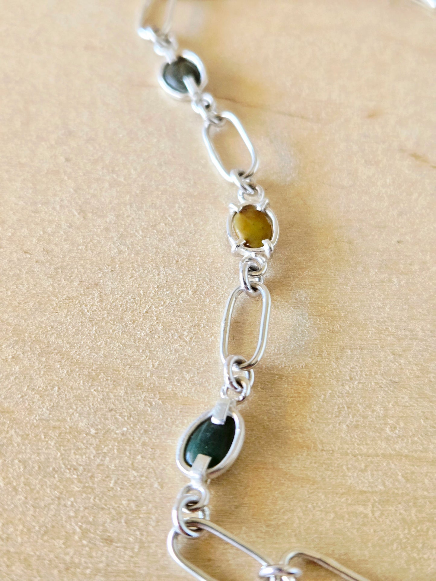 Petite 3 Beach Stone Linked Bracelet