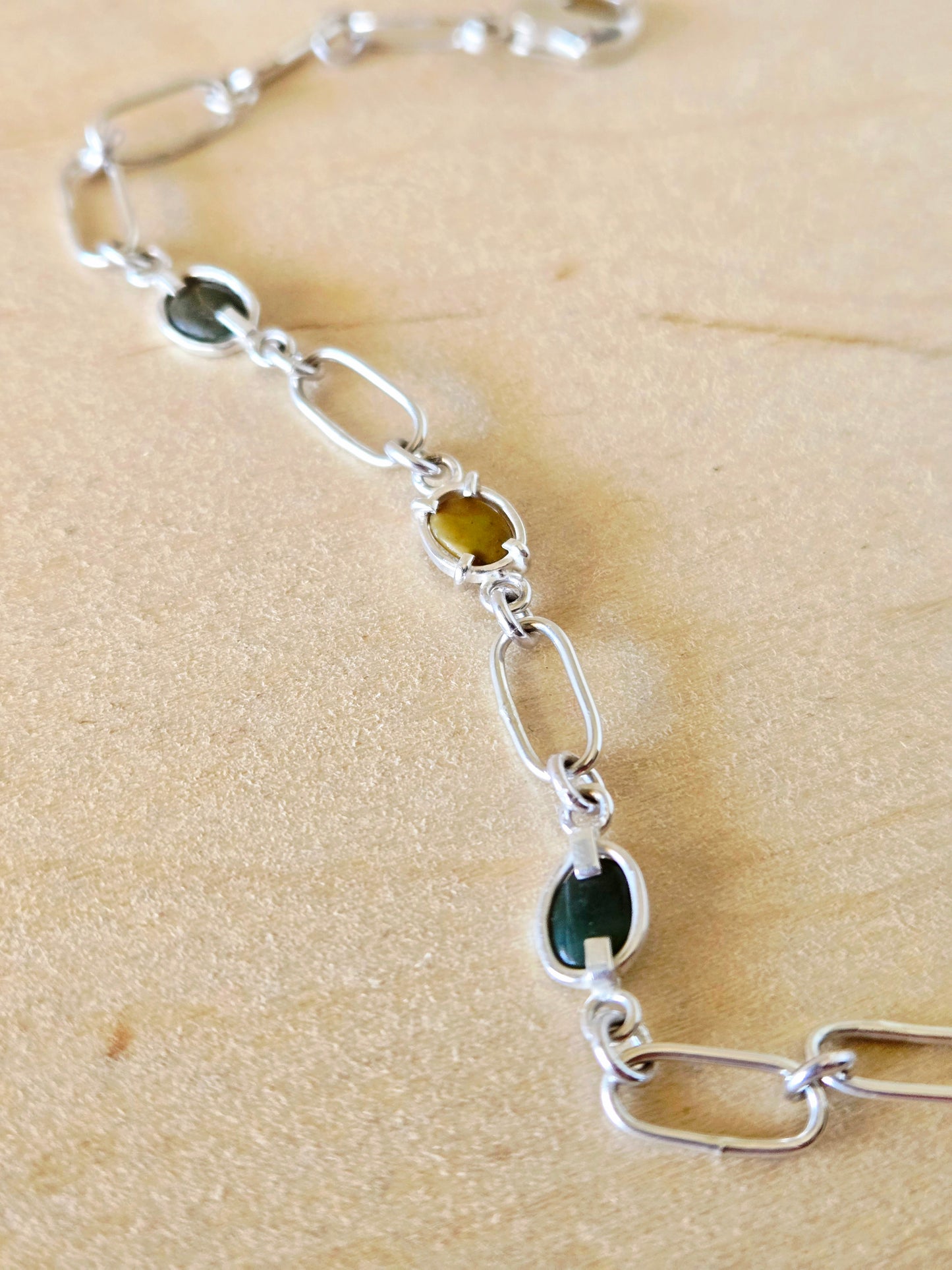 Petite 3 Beach Stone Linked Bracelet