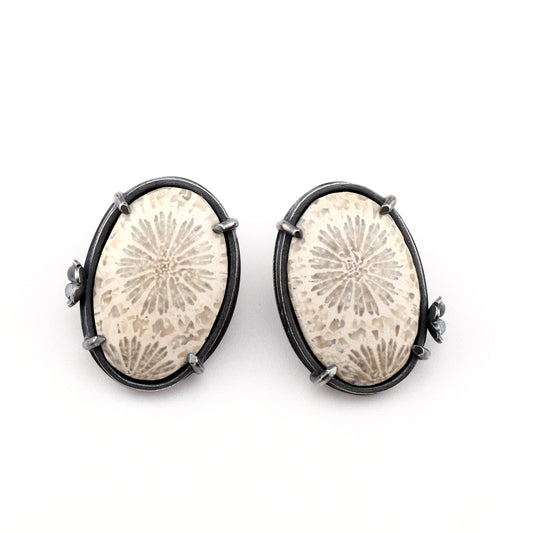 Flourish Stud Earrings-White & Gray Ovals
