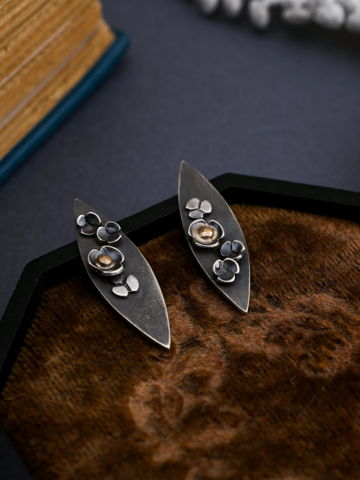 Petite Garland Stud Earrings SS/14k