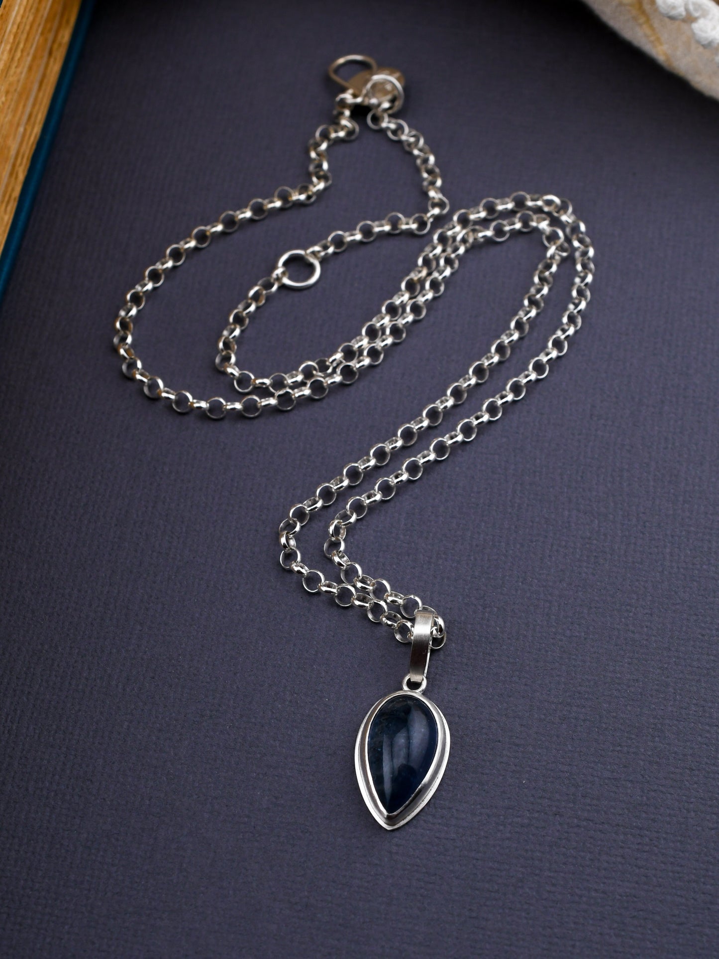 Tanzanite Talon Pendant