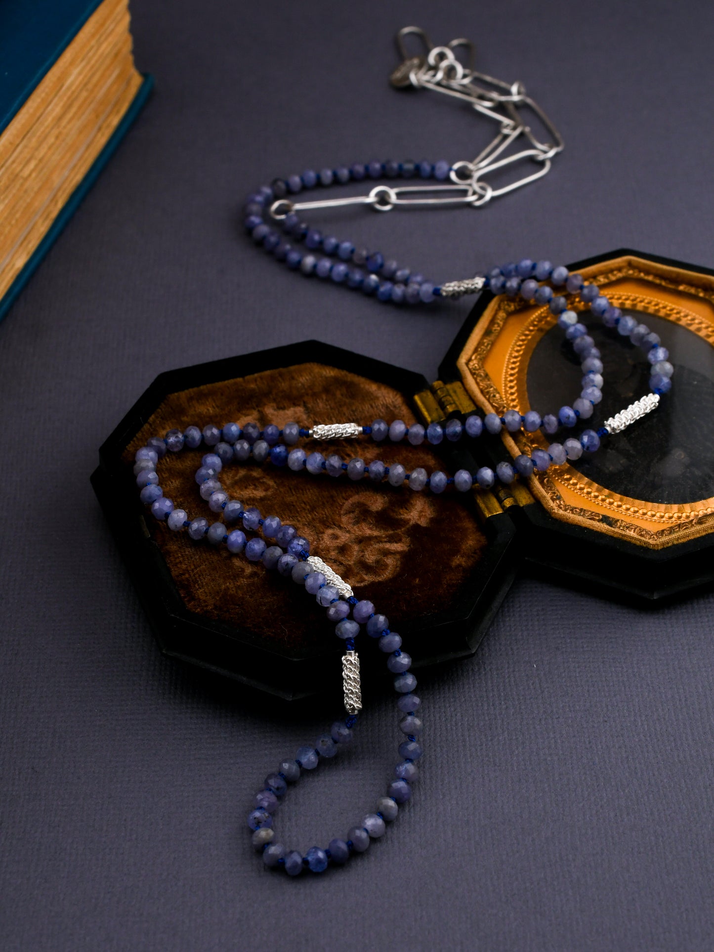 Intertwined Tanzanite Beaded Necklace