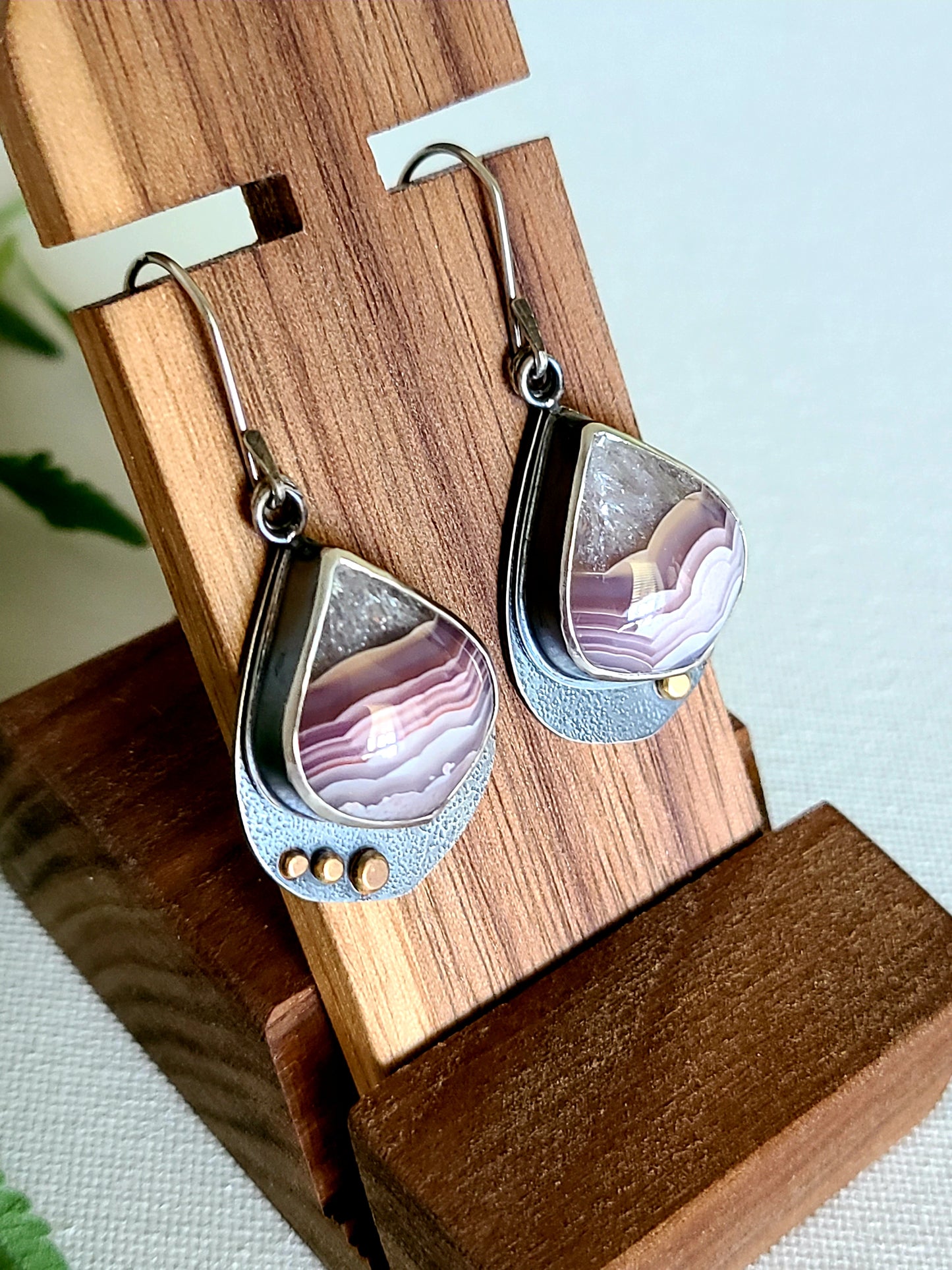 Agua Nueva agate earrings-Pear shape